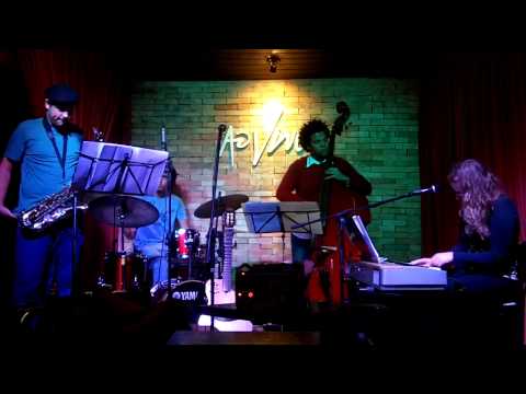 Hi-Lilli, Hi-Lo Video