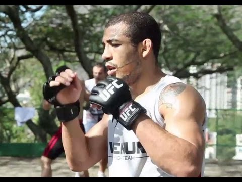 Jose Aldo beats Korean Zombie to defend featherweight title ...