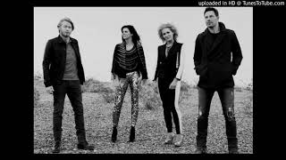 Watch Little Big Town The Boat video