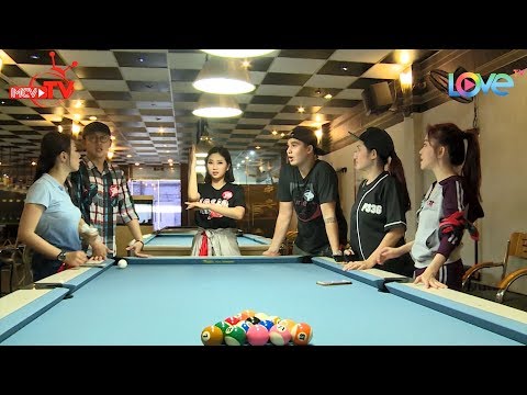 Liêu Hà Trinh 'lả lơi' bên bàn bida - Quang Bảo lộ bí mật đánh bida 'cơm gạo mưu sinh' từ nhỏ💕