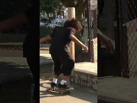 Rahim trademarked the fakie smith #pizzaskateboards #skateboarding