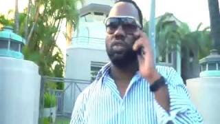 Watch Raekwon Walk Wit Me video