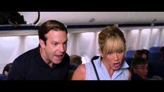 Airplane Scene - We're the Millers Clip - 2014 Comedy Movie HD