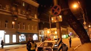 Видео а167264 19.04.13г. ГАИ Саратова, М.Горького/Пр.Кирова, нарушение ПДД Полицейскими от Евгений Ширманов, улица А. М. Горького, Саратов, Россия