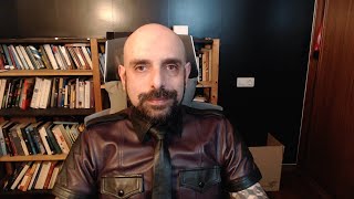 Leather Guy Chatting Live. Join And Ask Your Questions.