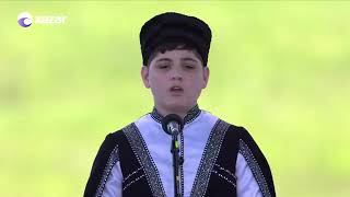 Azerbaycanlı Kenan Sesiyle Aliyev'i ve Dünyayı Büyüledi