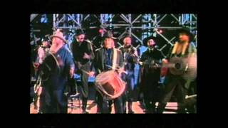 Смотреть клип ZZ Top - Doubleback