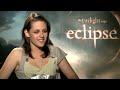 New Twilight: Eclipse HD Interview – Kristen Stewart warms up to romance… and fashion