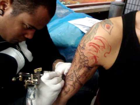 hanya tattoo. Hanya tattoo motive quot;Half