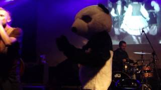 Watch Sofa Keep On Shakin video