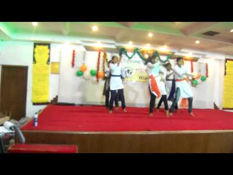 SUNO GAUR SE DUNIYA WALO.MP4
