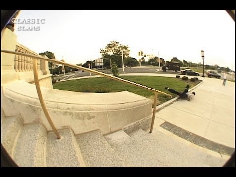 Skateboarder Falls on Face Classic Slams #15