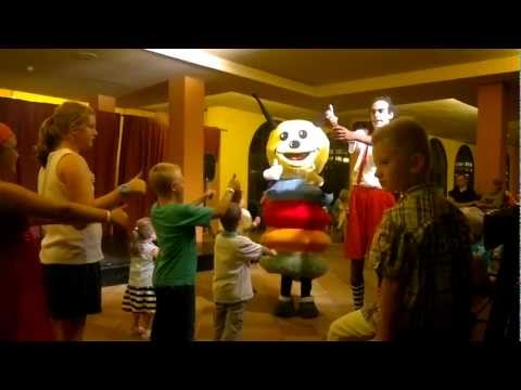 Chi Chi Wa dance with Pepe Fuerteventura 2011.