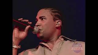 Watch Don Omar Asi Soy video