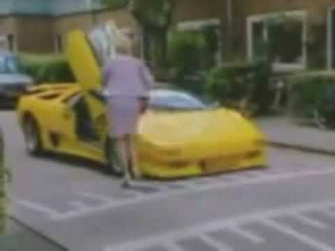 Lamborghini vs Ležeći policajac