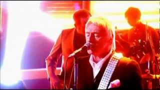 Watch Paul Weller That Dangerous Age video