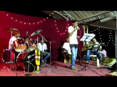 Aahatein - Agnee (splitsvilla 4 theme song) Performed Live by...