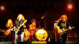 Watch Kentucky Headhunters Ragtop video