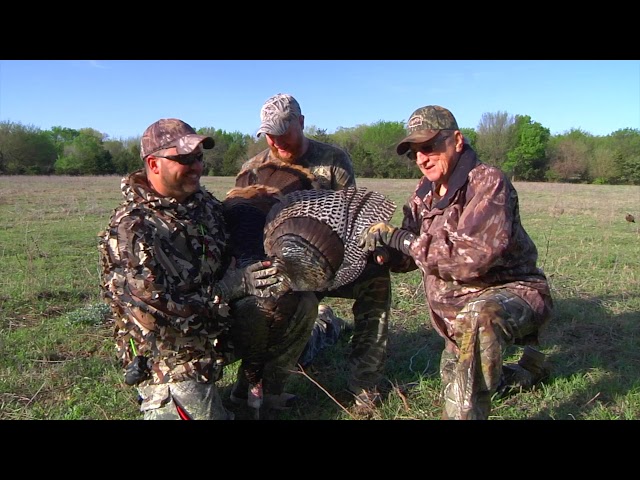 Watch Patriot Hunts turkey hunt on YouTube.