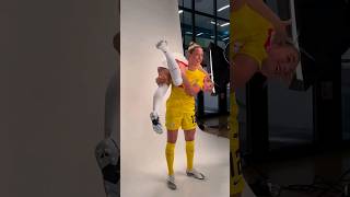 9kD9b0HY1Vc Video Image