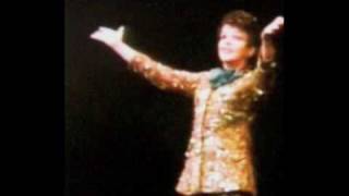 Watch Judy Garland I Feel A Song Coming On video