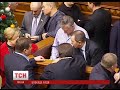 Video Опозиціонери вимагають реакції парламенту на дії силовиків