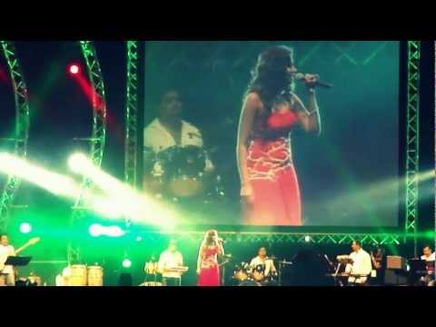Shreya Ghoshal Concert in Dubai 03Nov2011--Saathiya Singham...