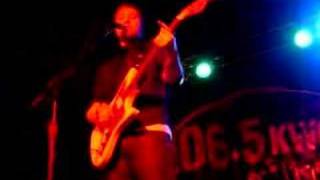 Watch Rogue Wave Lullaby video