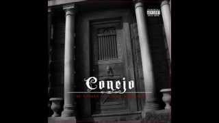 Watch Conejo Crazy With Guns video