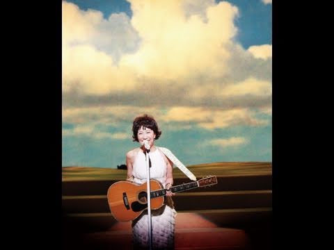 森山良子さんの代表曲②「さとうきび畑」