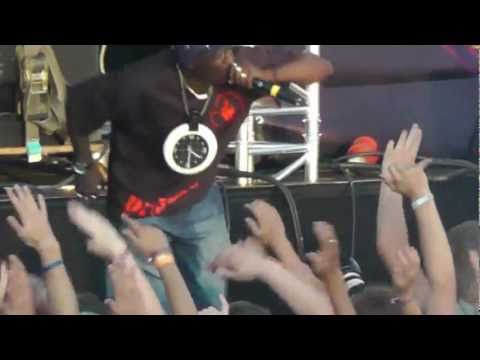 Public Enemy live @ Splash! 2011 - 911 is a Joke