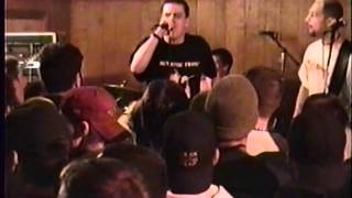 Watch 88 Fingers Louie Well Done video