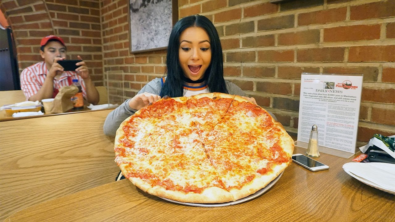 Pizza dare girl