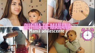 Rutina De Mañana Con Un Bebé Mamá Adolescente