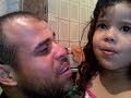 pai tenta convencer filha nao ser corrintiana