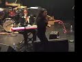 Angela Johnson feat. Lisala  "Walkin"
