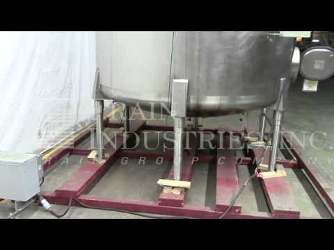 Cherry Burrell Model CV, 3000 Gallon, single wall stainless steel mixing tank 5F9673