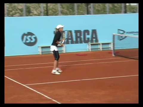 Nadia ペトロワ ＆ Sam Stosur vs Anastasia Rodionova ＆ Patty Schnyder Madrid 2010 match2．WMV