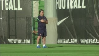 A6VSKR8MAUA Video Image