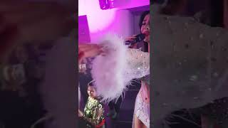 Lona Kiều Loan In Australia And She Sing Shalala Lala