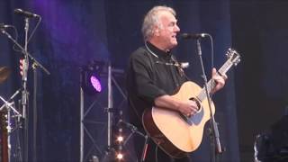 Watch Ralph McTell Barges video