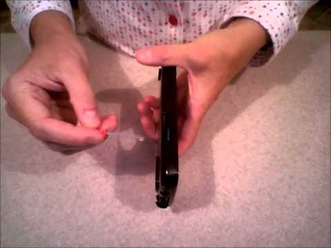 How to Remove an Otterbox Defender Case from a Galaxy S4 Active Phone How to Remove an Otterbox Defender Case from a Galaxy S4 Active Phone #1