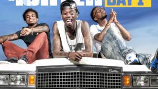 Watch Travis Porter Pop A Rubberband video