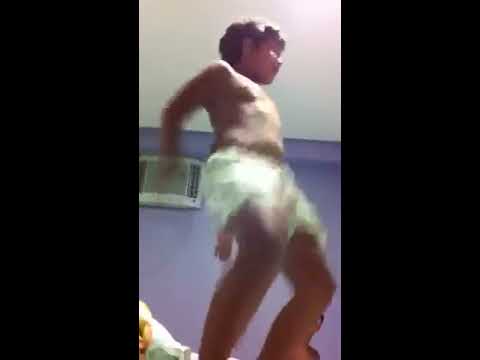 Novinho batendo punheta chama para trocar free porn compilations