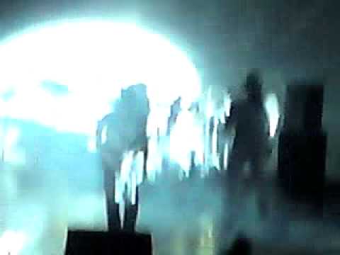 Ali Azmat-Bomb Phatta.MP4