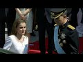 SS.MM. los Reyes durante el recorrido del Congreso de los Diputados al Palacio Real