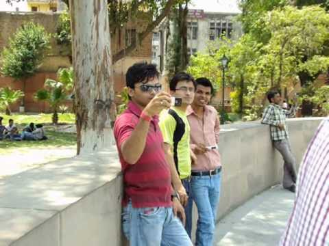 Yaaron Dosti Badi Hi Haseen Hai - College...