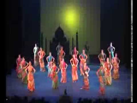 Achi Lagti Ho - Escuela Danza Ana Belén Albacete