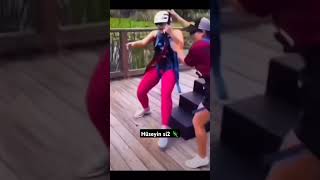 Bana Bir Tane Yarım Ekmek Yap