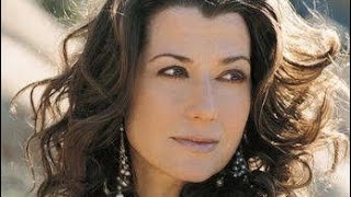 Watch Amy Grant I Can Only Imagine video